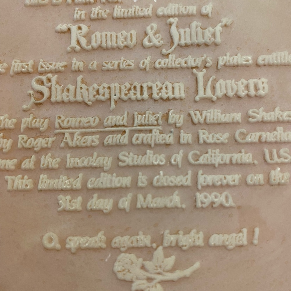Romeo and Juliet Bradford Exchange Numbered. Very Elegant - Picture 7 of 8